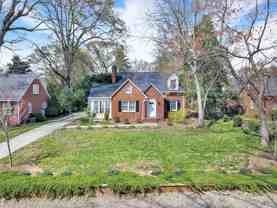 1221 Oakwood Ave - Photo 1 of 1