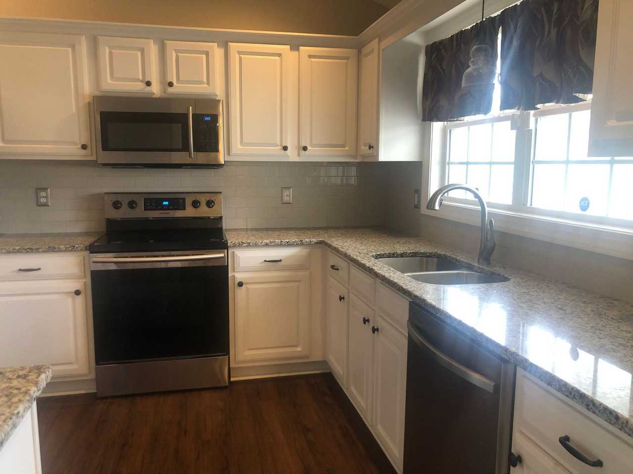 2038 Bridgewood Road - Photo 3 of 12