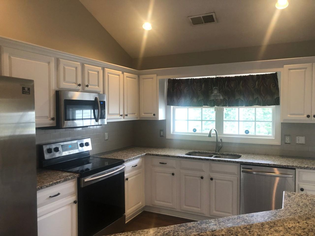 2038 Bridgewood Road - Photo 5 of 12