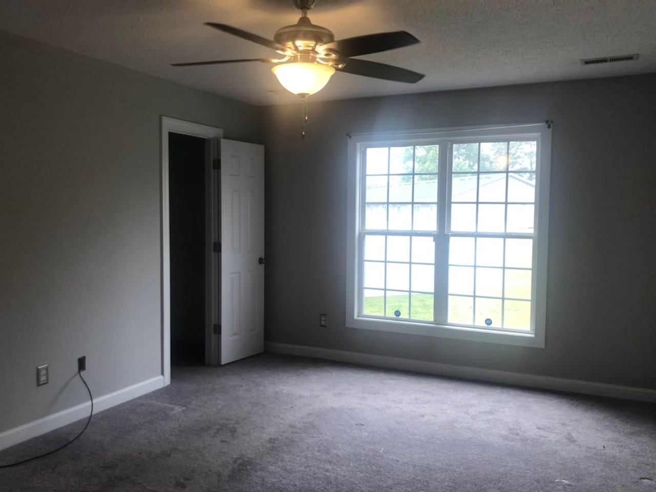 2038 Bridgewood Road - Photo 7 of 12