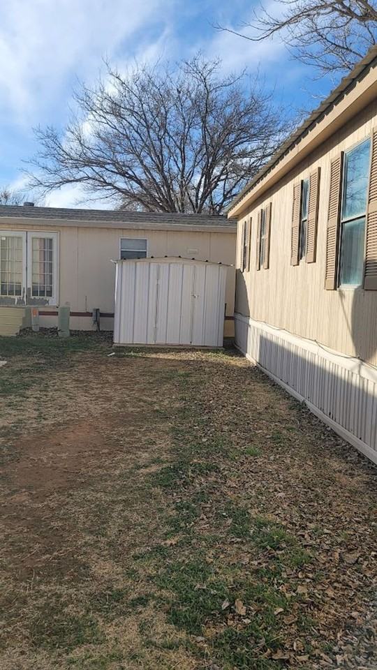 6801 19th St #187 - Photo 3 of 31