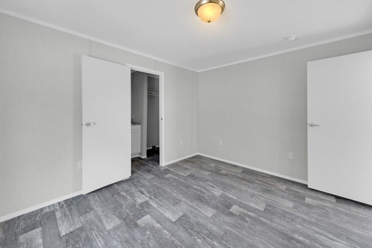 166 W Royal Palm Ave - Photo 2 of 18