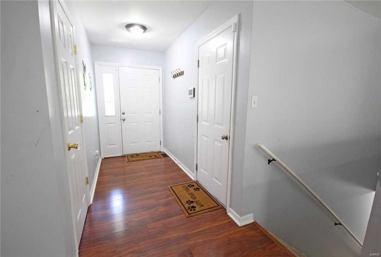 2765 Whitecreek Ln - Photo 2 of 17