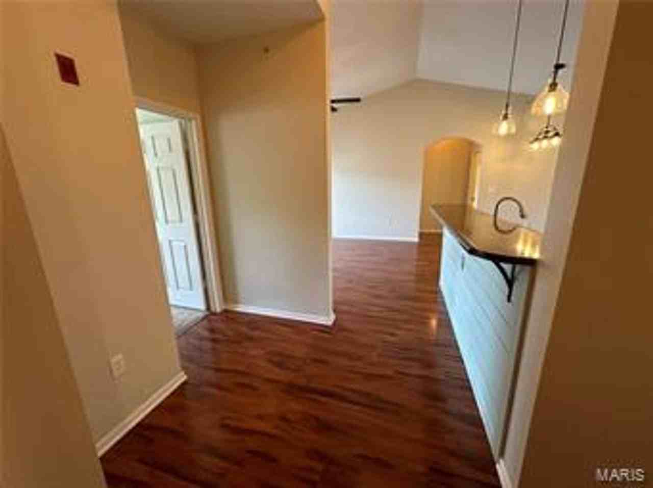33 Kassebaum Ln #303 - Photo 3 of 22