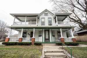 featured image of 147 E King St