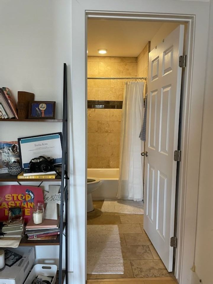 1307 E 52nd St - Photo 7 of 13