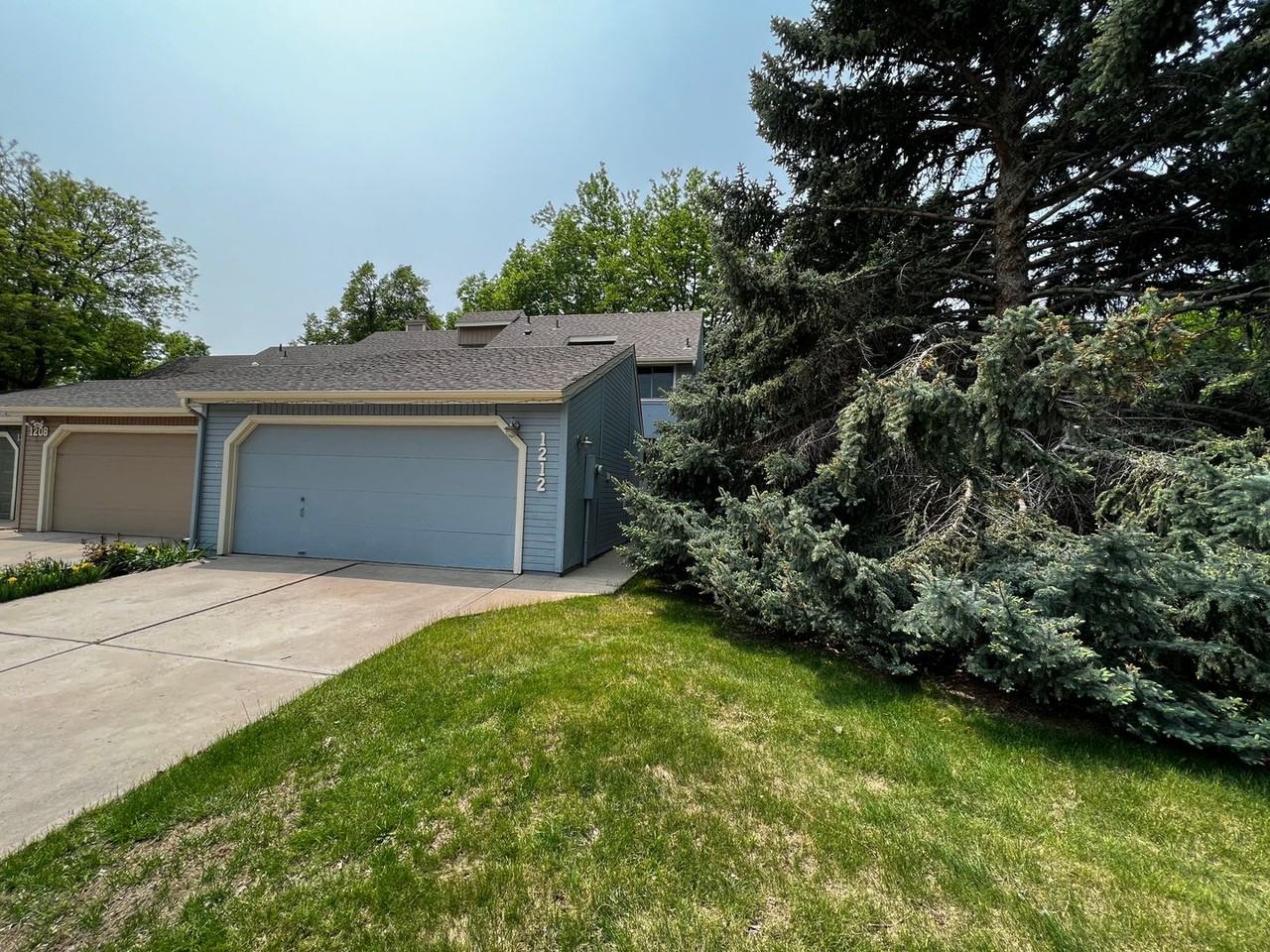 1212 Solstice Ln - Photo 2 of 29