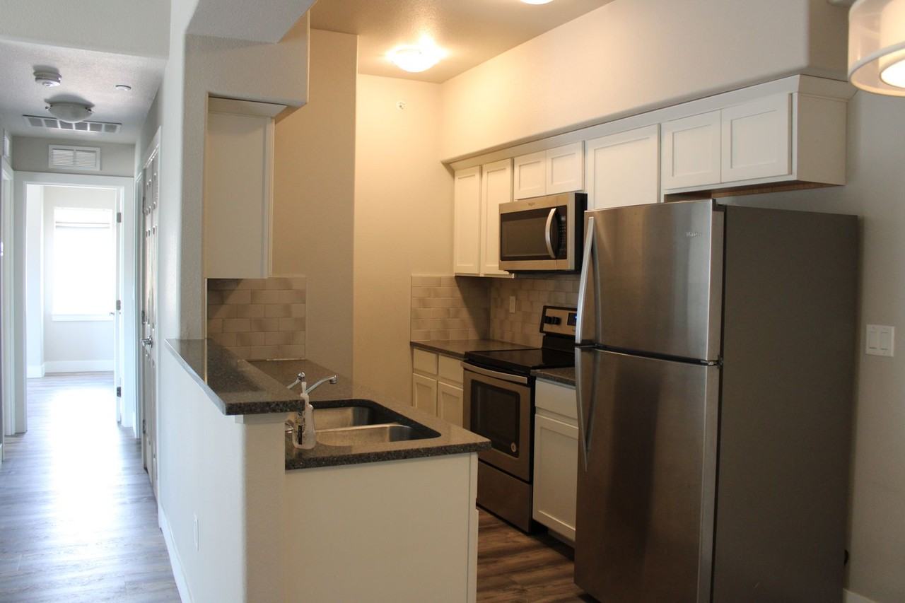 343 Buffalo Dr - Photo 3 of 19