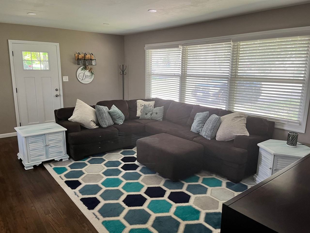 3917 Pleasant Ridge Rd - Photo 3 of 16