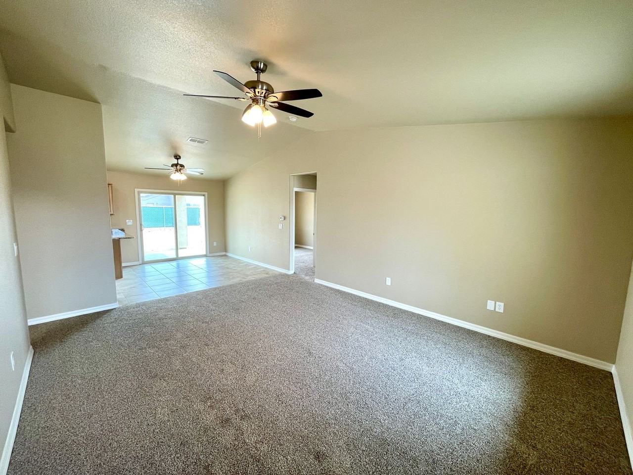 488 S Santa Rosalia Bay - Photo 5 of 33