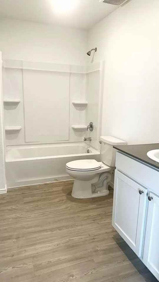 1159 Janzen Rd - Photo 5 of 15