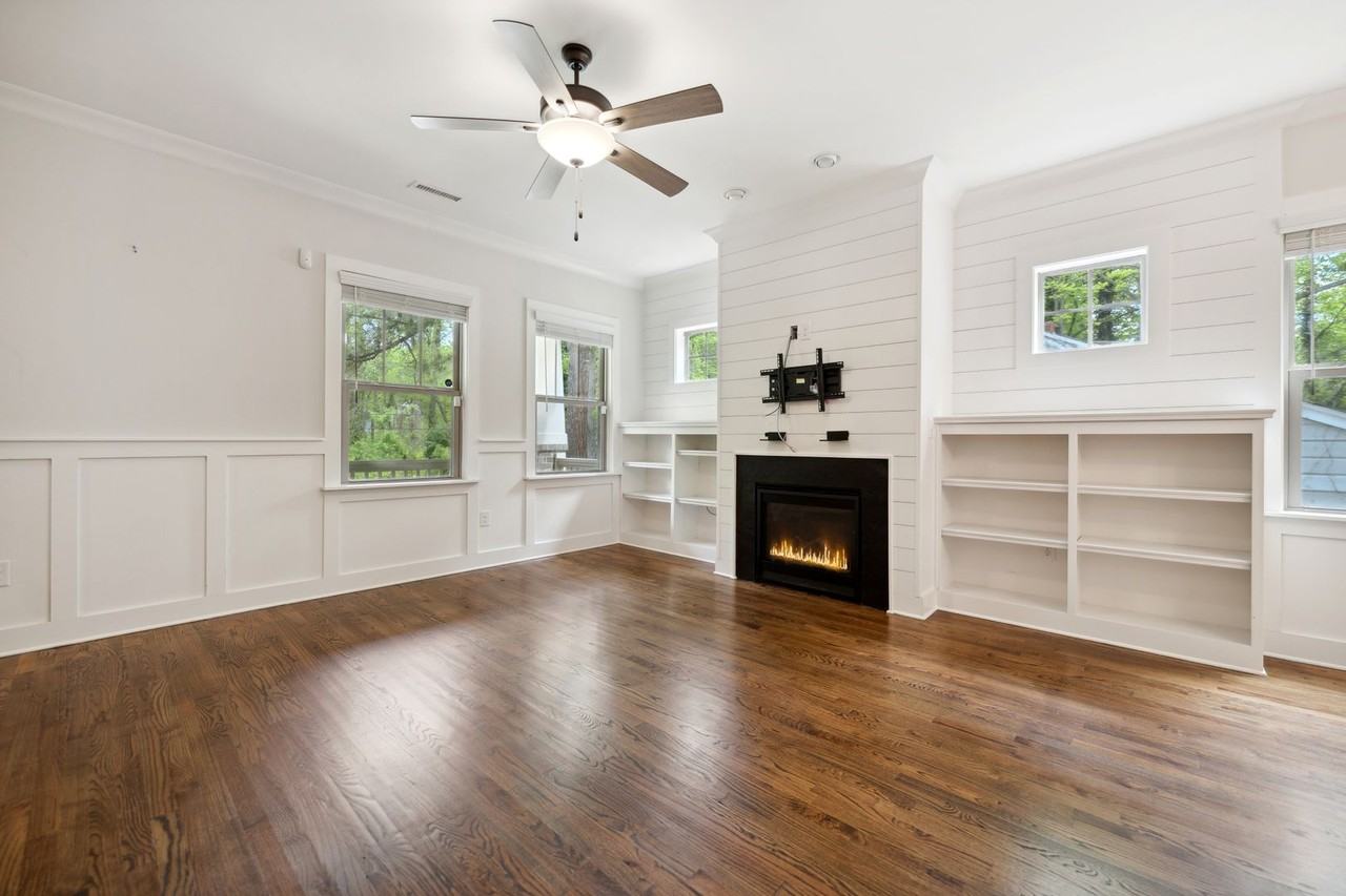 1903 S Roxboro St - Photo 4 of 18