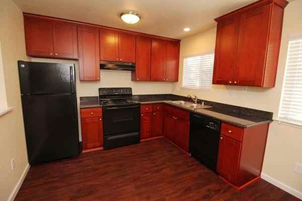 TownView Commons - Photo 3 of 24