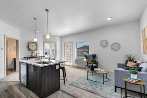 featured image of 630 Nw Kingwood Ave