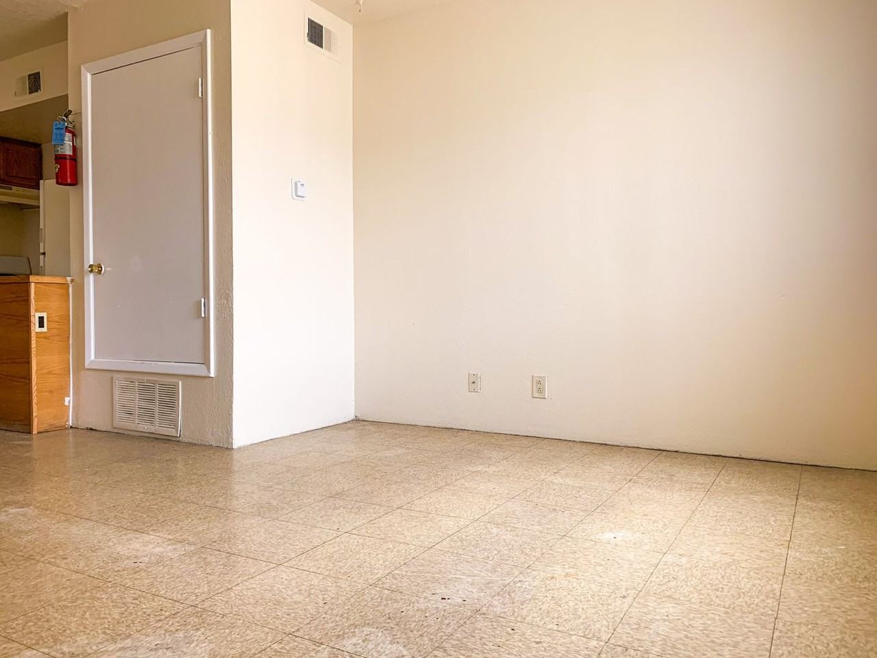 213 63rd St. NW - Photo 3 of 21