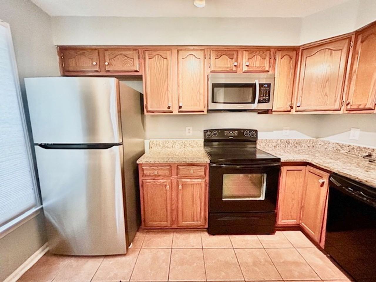 7503 Westmore Dr - Photo 6 of 38