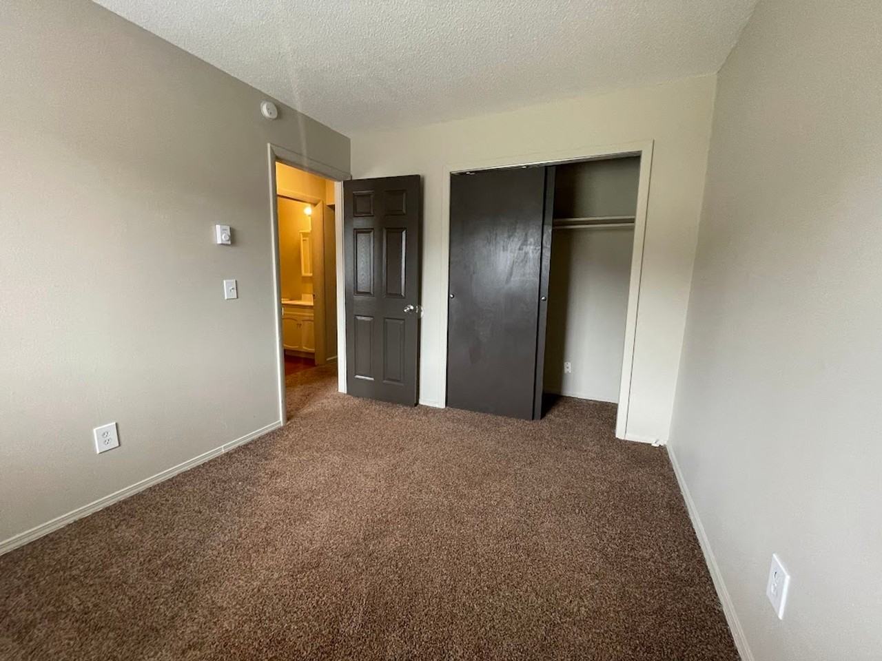 Two Bedrooms in South Toledo - Photo 7 of 13