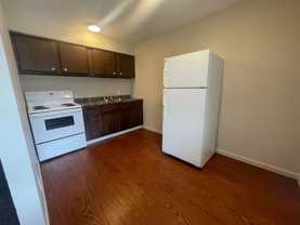 Two Bedrooms in South Toledo - Photo 1 of 1