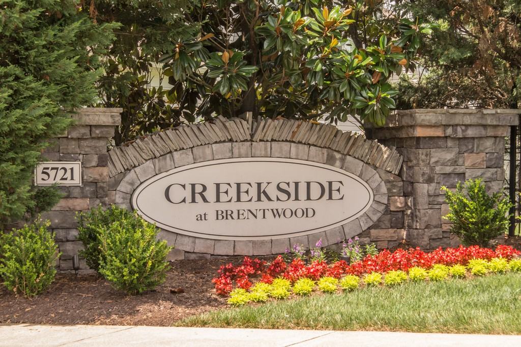 441 Lazy Creek Ln - Photo 2 of 20