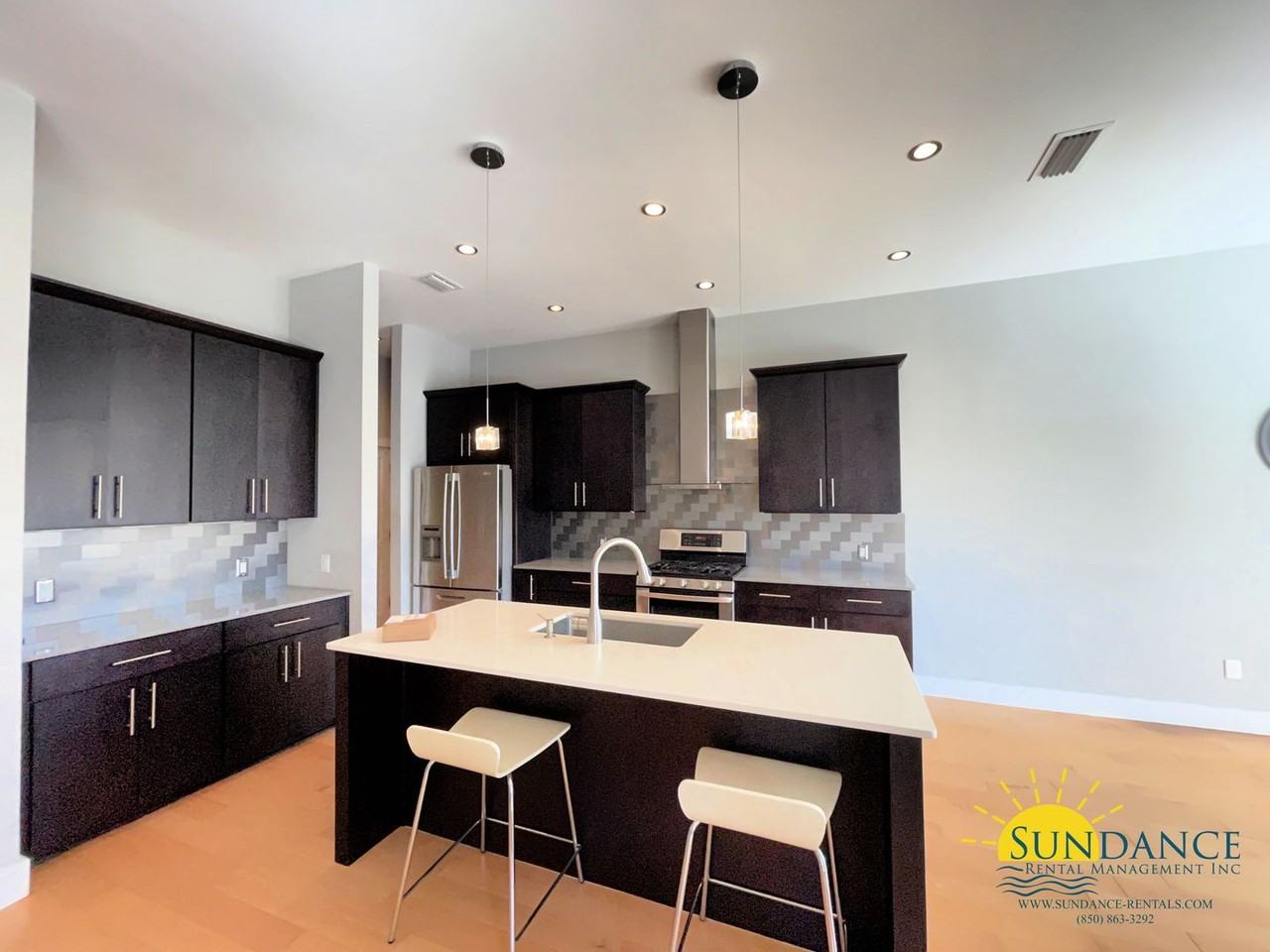 303 Grey Fox Cir - Photo 2 of 22