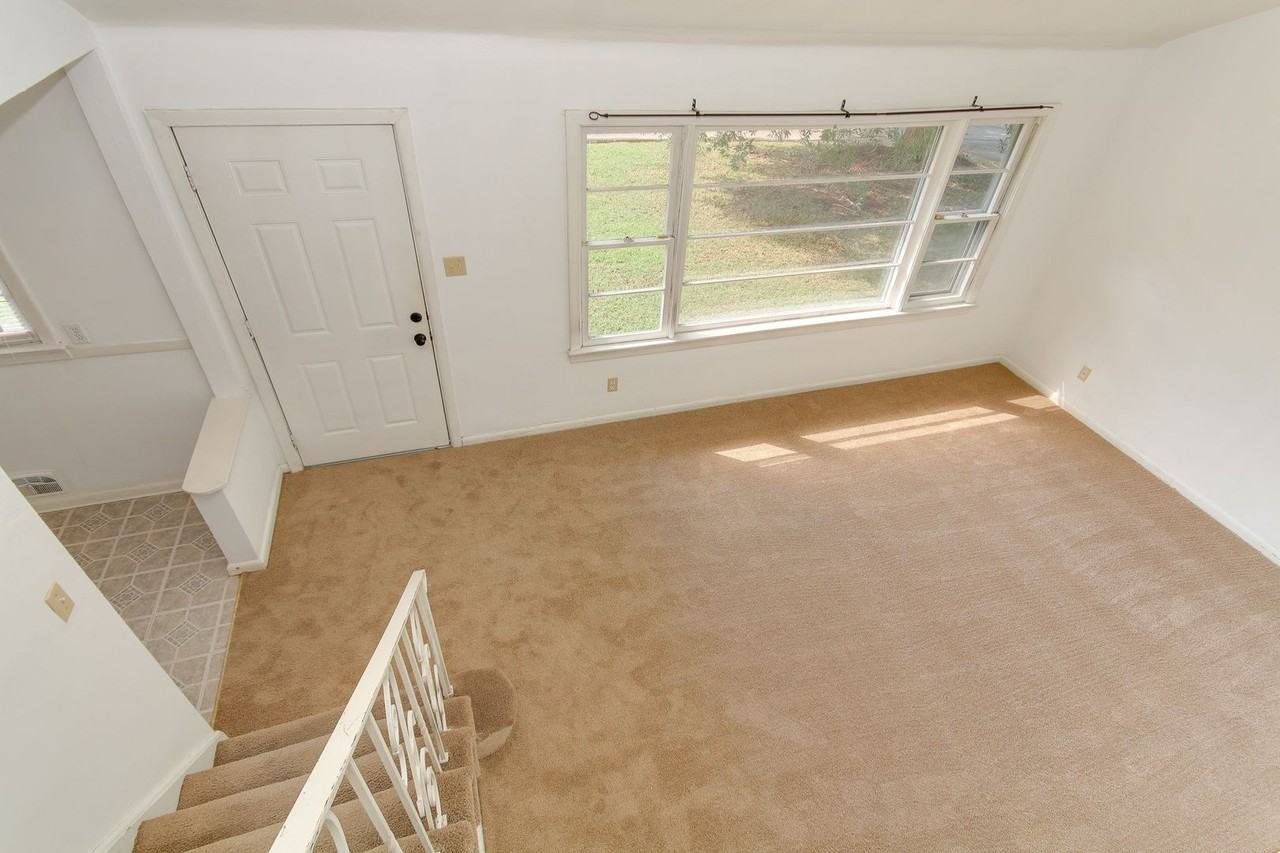 1316 Gabriel Dr - Photo 6 of 29