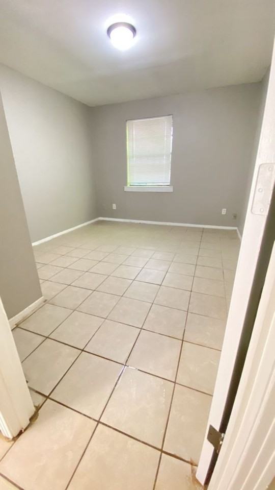 228 226/228 Reno Ave - Photo 3 of 7