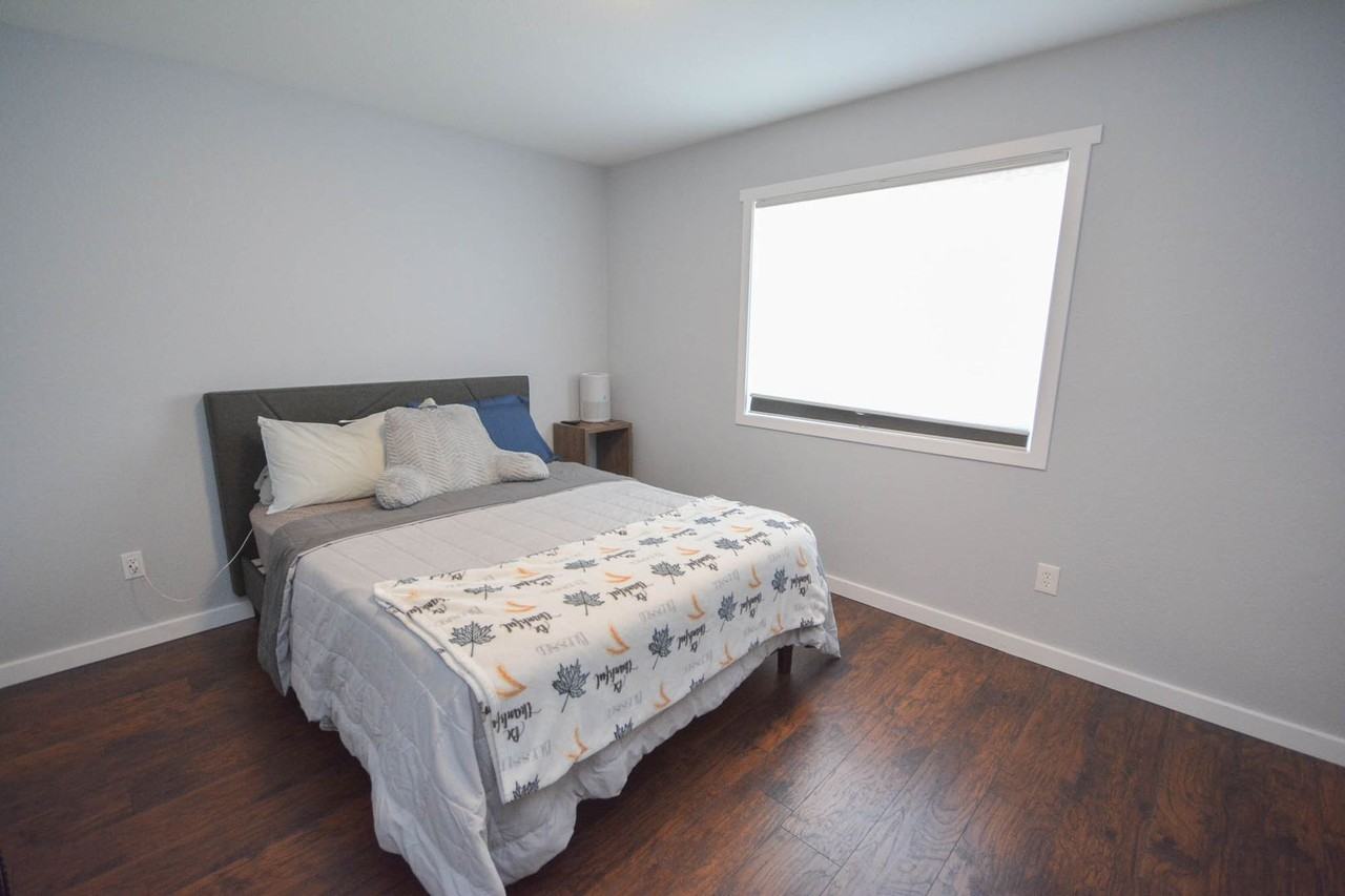 4271 Trumpeter Dr Se - Photo 2 of 20