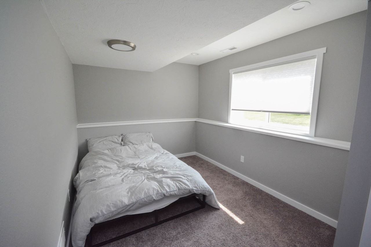 4271 Trumpeter Dr Se - Photo 5 of 20