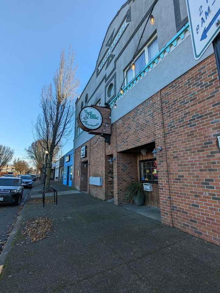 307 Main St #4