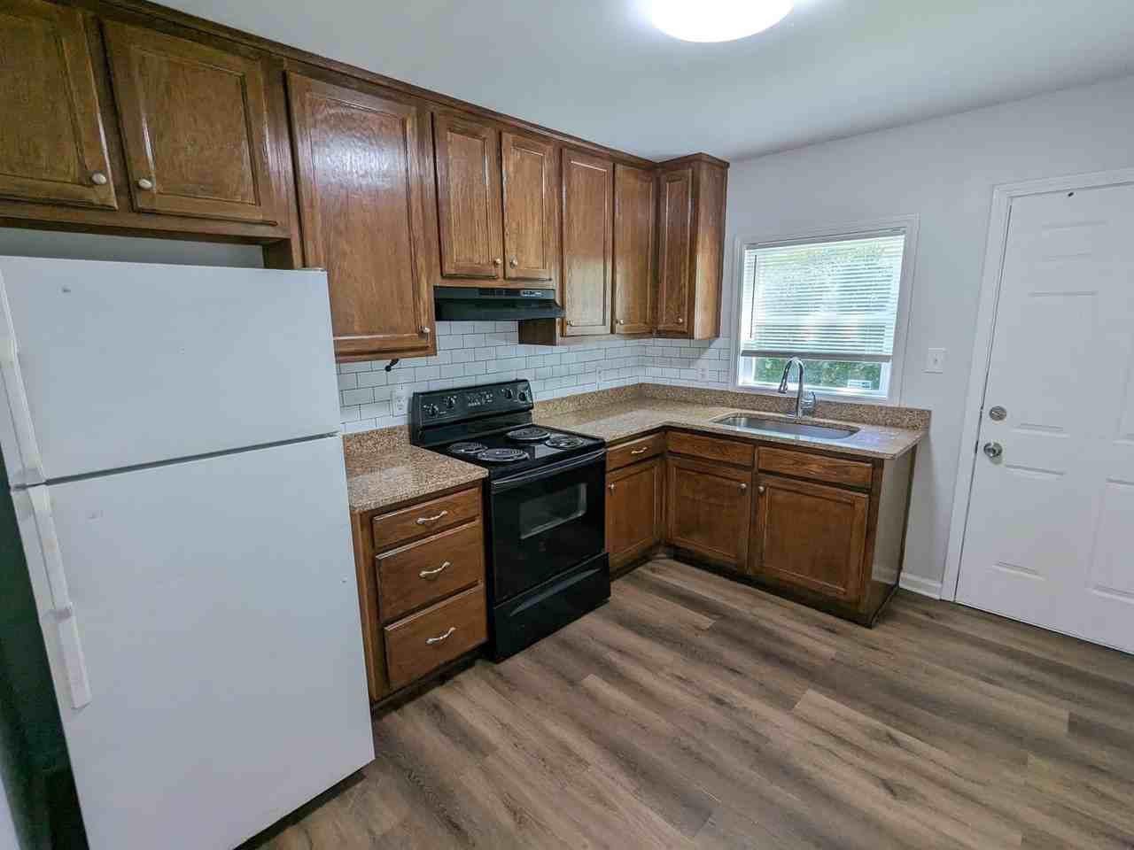4173 Brenda Dr - Photo 4 of 11