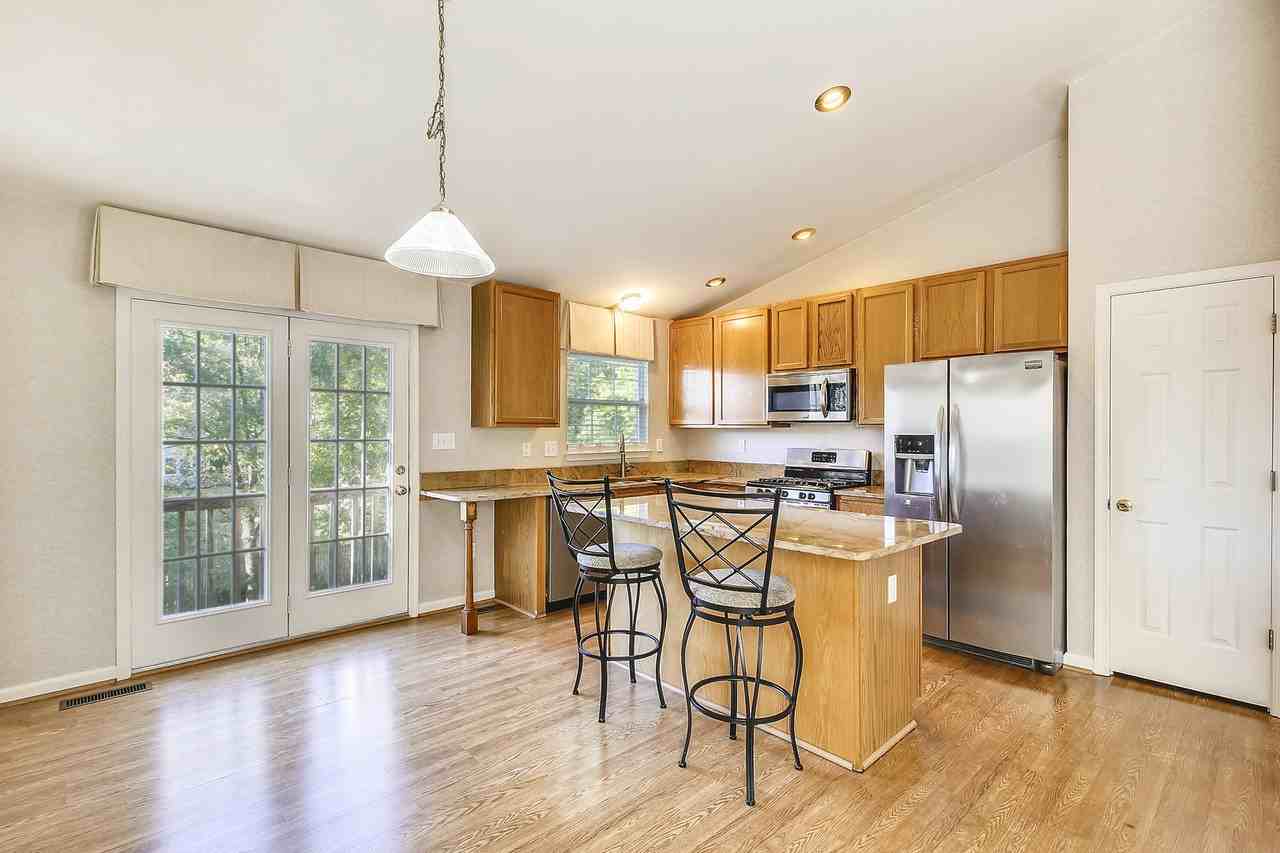 102 W Deer Park Rd - Photo 4 of 50