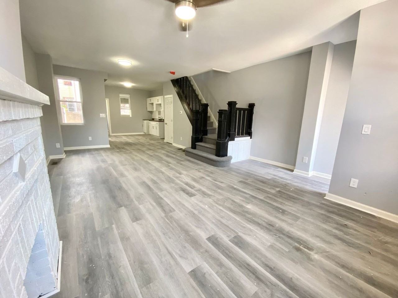 2947 Rorer St - Photo 2 of 14