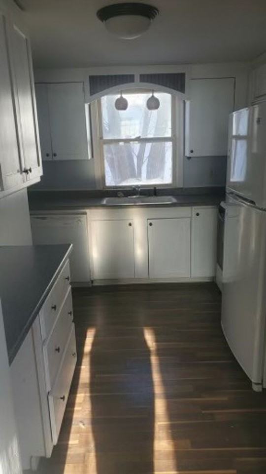 520 2nd Ave Ne - Photo 2 of 14