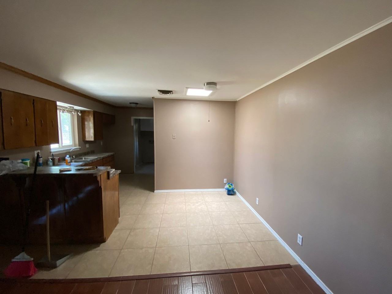 9608 Stonehaven Dr - Photo 4 of 14