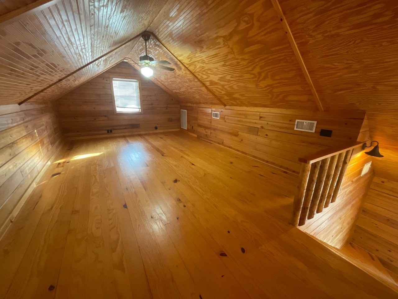103 Beach Dr - Photo 5 of 33