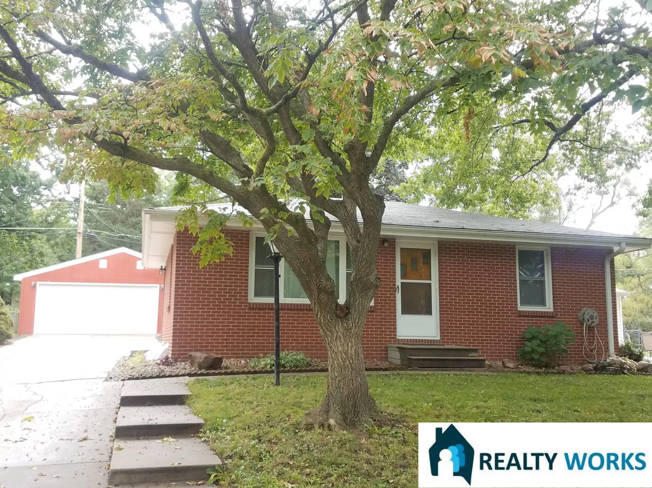 632 N 68th St - Photo 2 of 8