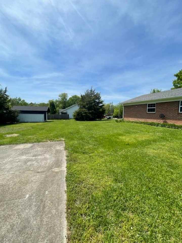 849 Hopewell Rd - Photo 6 of 20