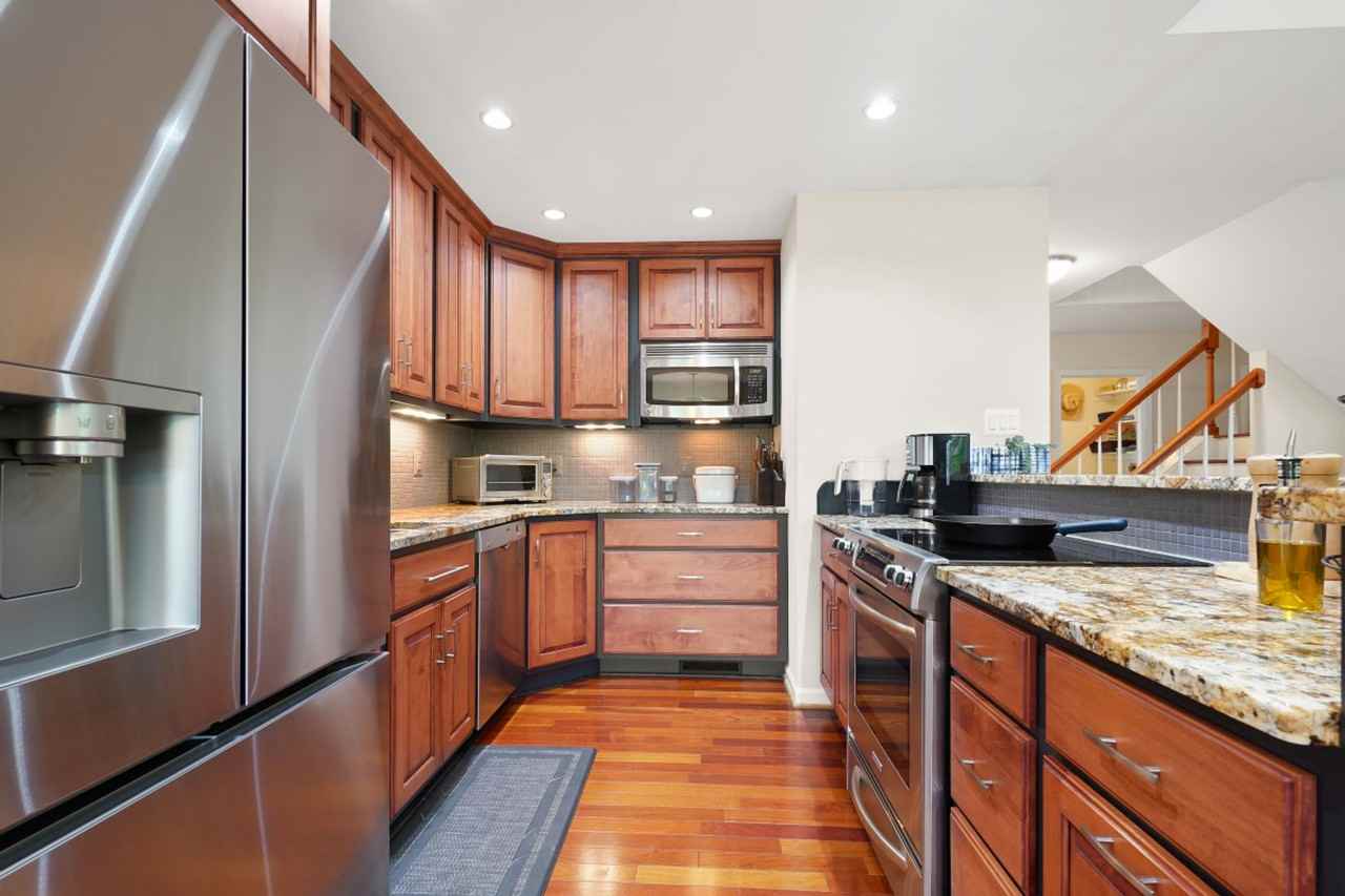 714 Sonata Way - Photo 3 of 30