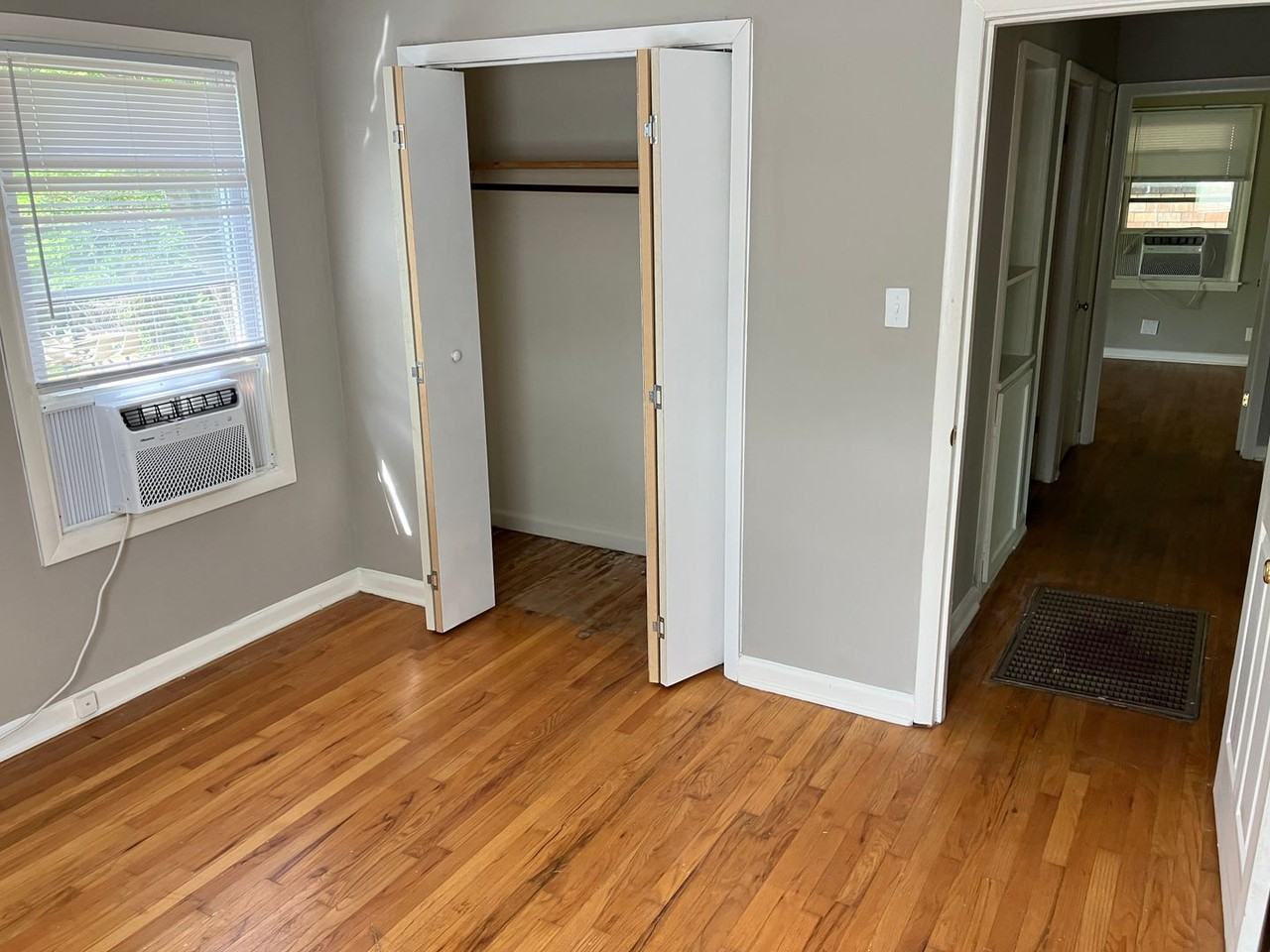 1003 W Saint Louis St - Photo 5 of 7