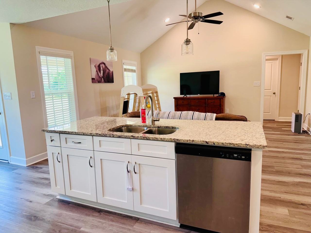 2619 Naples Ln - Photo 3 of 12