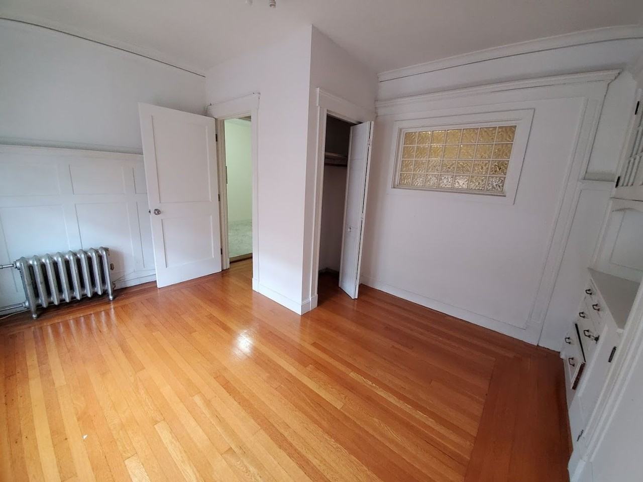 442 Park Dr - Photo 3 of 6