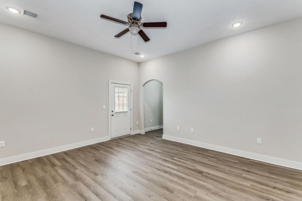 4640 S Kessler Cir - Photo 3 of 8