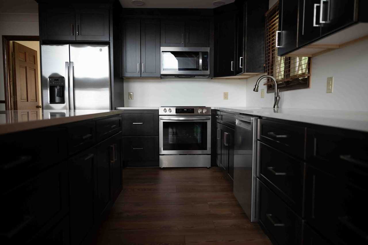 418 Riverton Dr - Photo 5 of 18