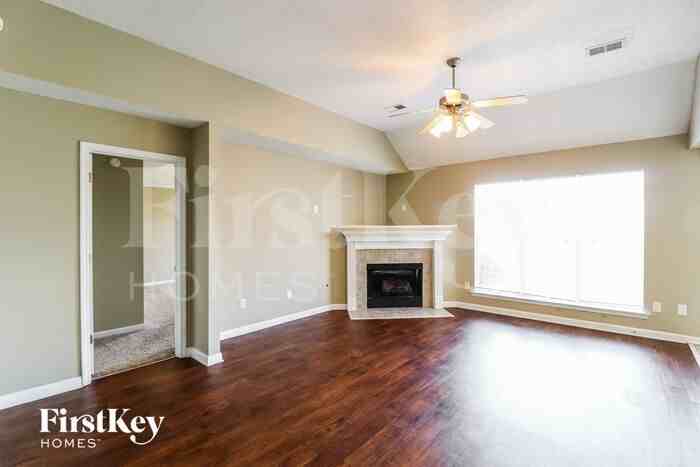 11690 Brayton Cv - Photo 3 of 15