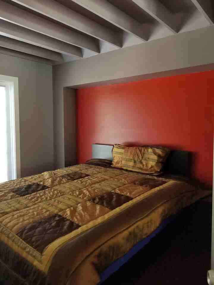 84 Almendral Ave #NA - Photo 3 of 12