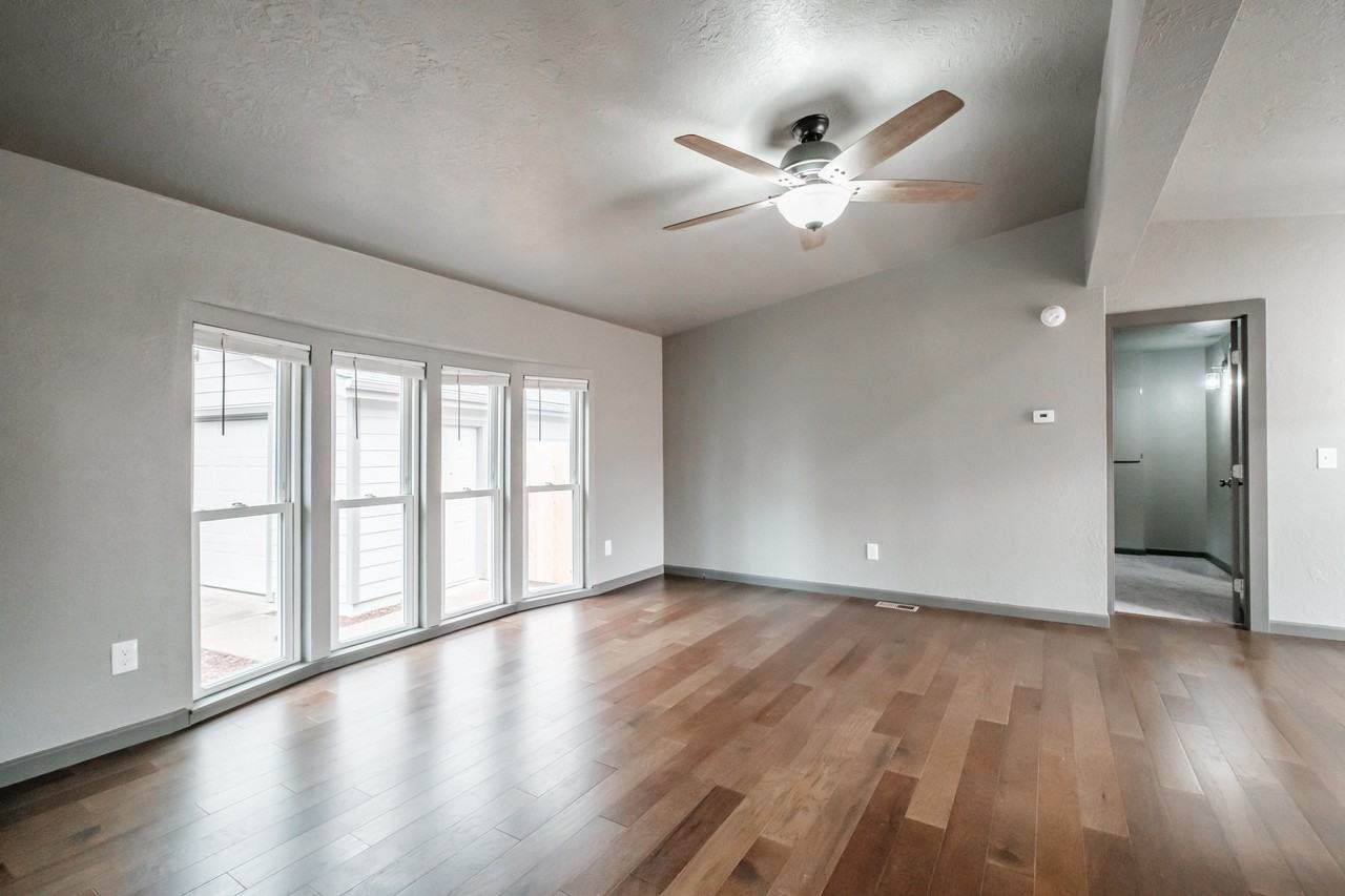 2670 Sunmeadow Ct Ne #NA - Photo 3 of 17