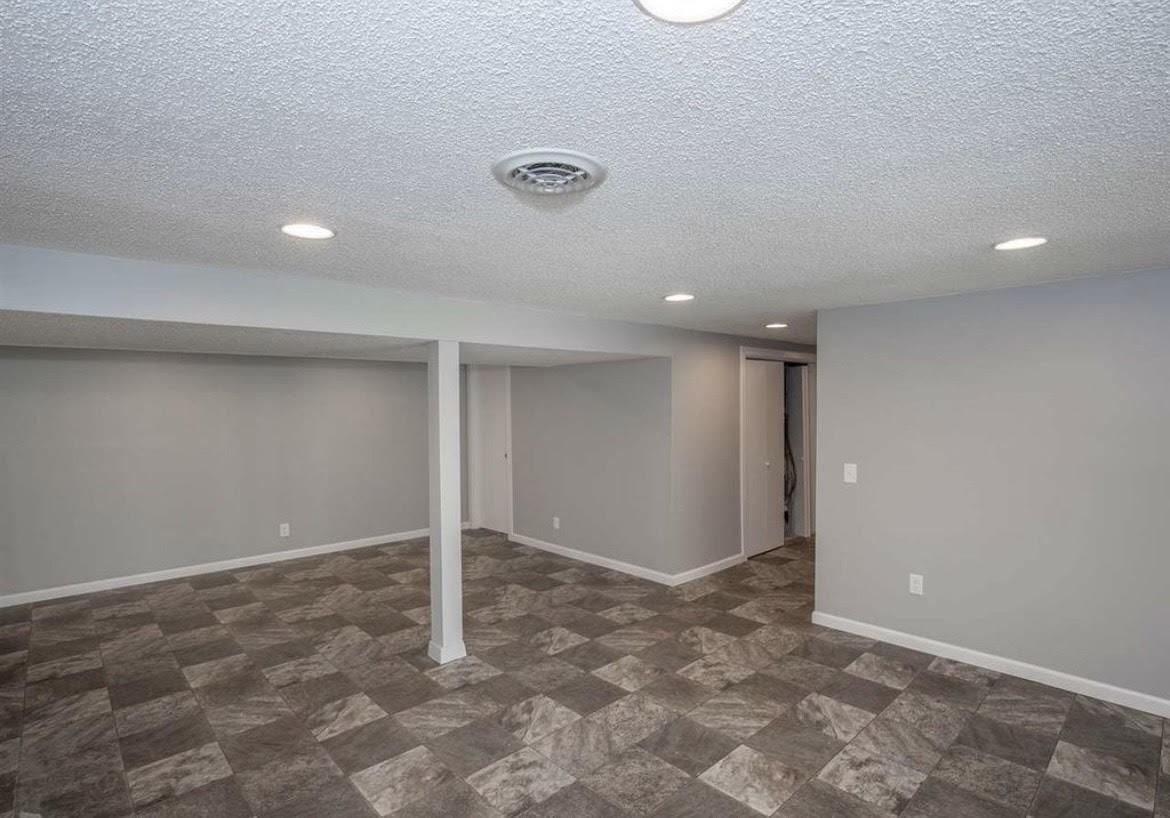 1209 8th Ave #NA - Photo 5 of 9