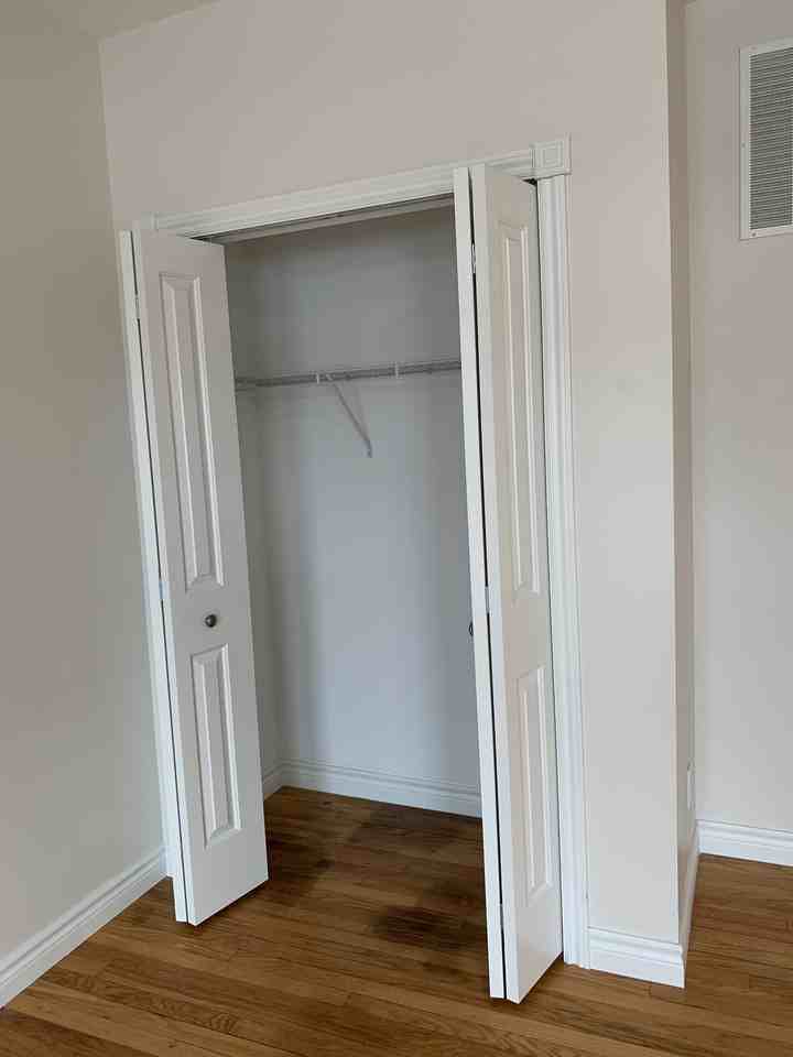 319 E Grand River Ave #1 - Photo 6 of 19