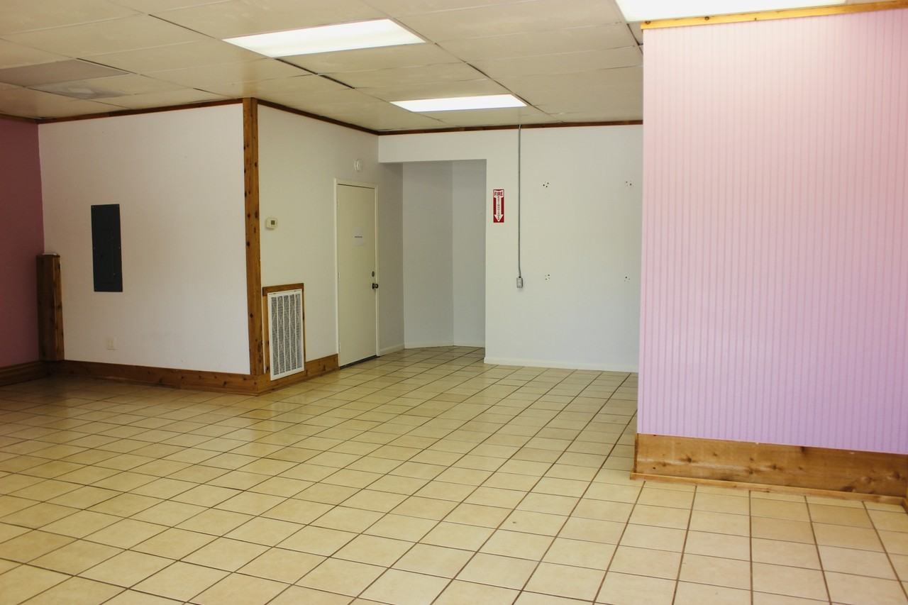 1505 West Main Street #1 - Photo 4 of 17