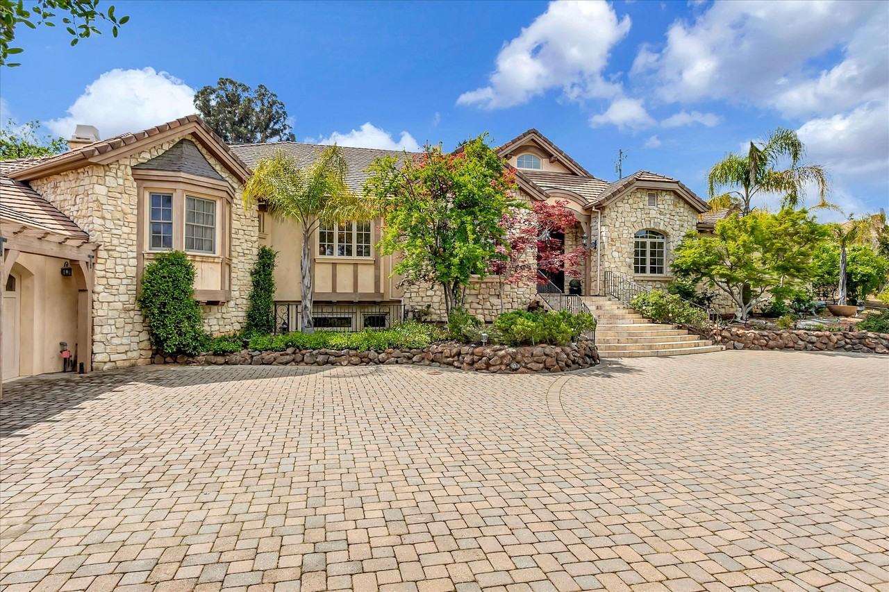 15219 Sobey Rd #1 - Photo 6 of 50